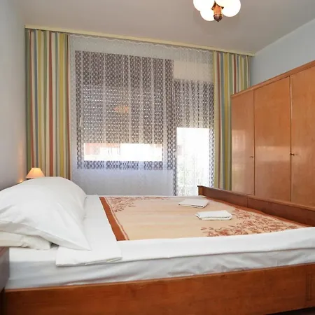Apartament Moniq *
